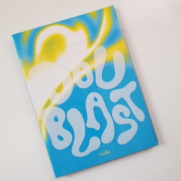 Kep1er's 2nd Mini Album, "DOUBLAST" (Blue Blast vers) - Picture 1 of 10